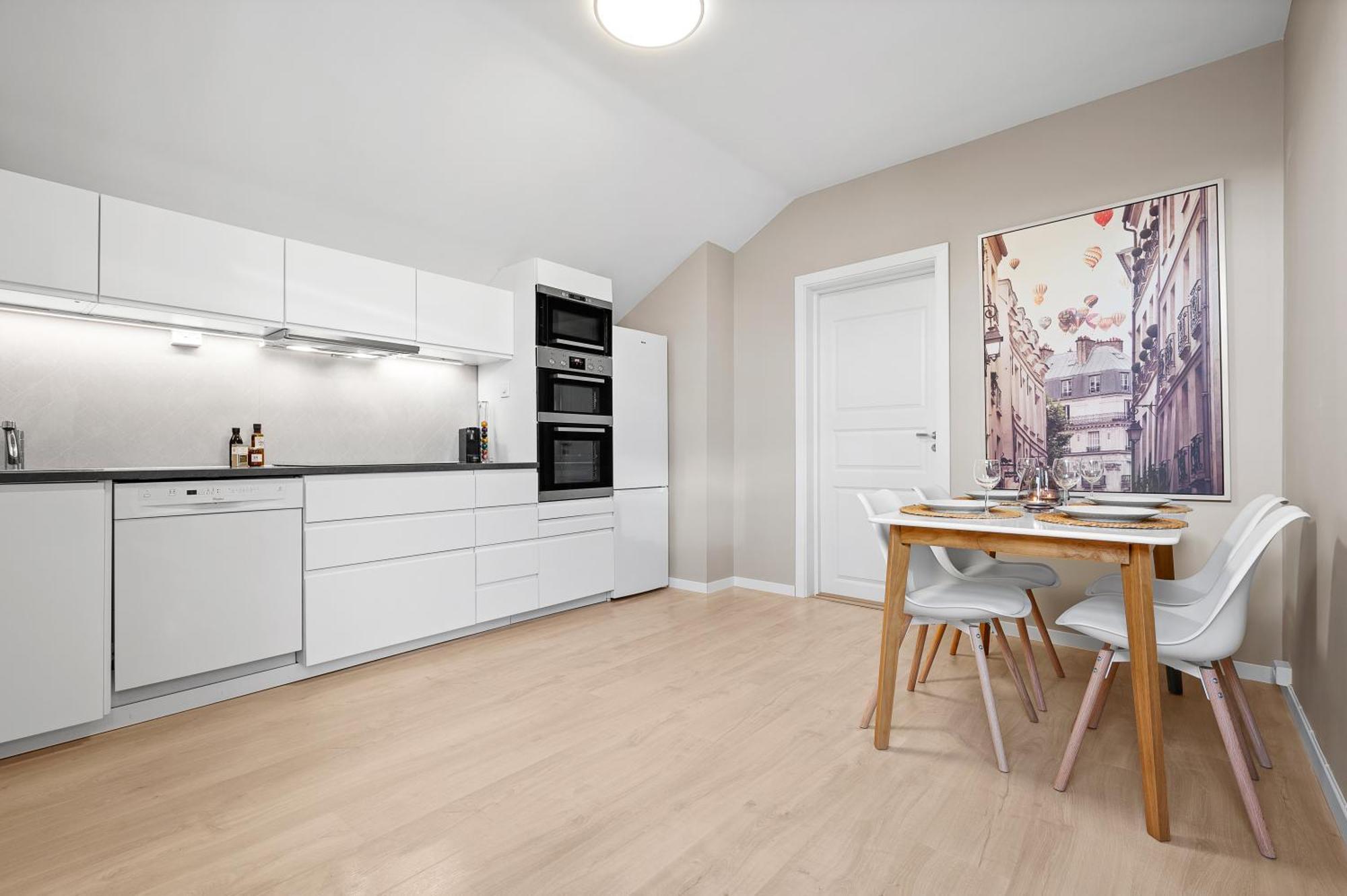 Lejlighed Four-bedroom In The Heart Of The - P